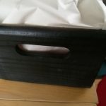 lackiert mit schwarzem und klarem Lack